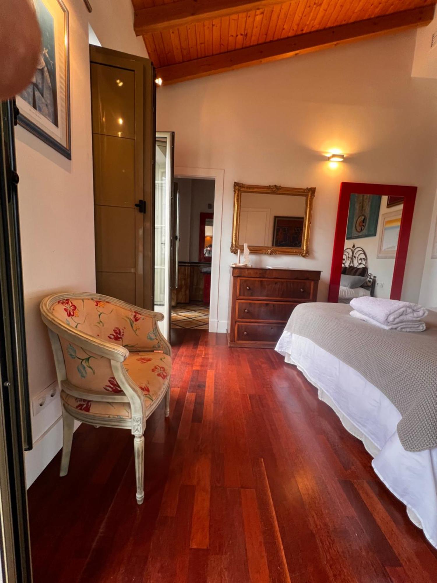 Apartment Elegant Apartment Malaga Center -Teatro Cervantes Malaga